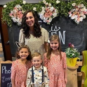 Meet your Posher, Alicia